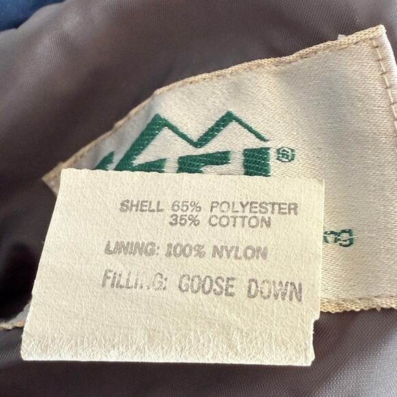 Men's Vintage REI Goose Down Zip Puffer Vest Sz S Navy Blue Outdoor Gorpcore - Picture 4 of 7